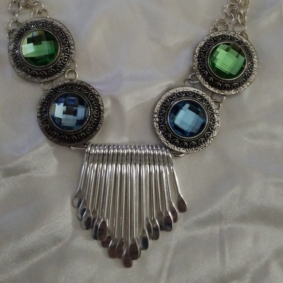 Necklace - Picture 2 of 2